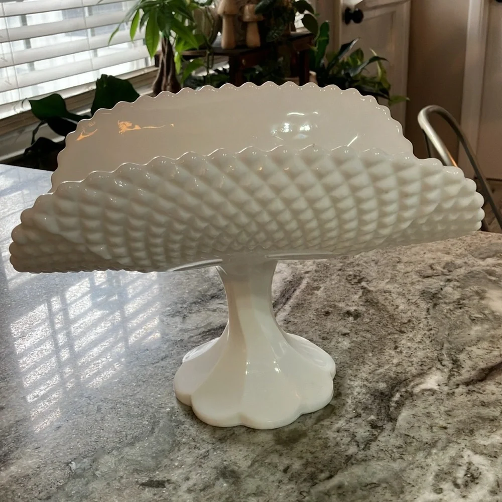 Vintage Milkglass Banana Boat Diamond Pattern